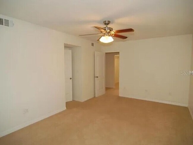 Building Photo - 851 Carver St