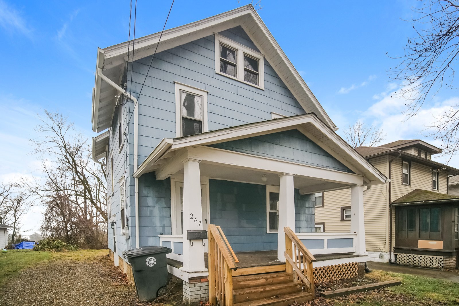 Building Photo - 247 Goodview Ave