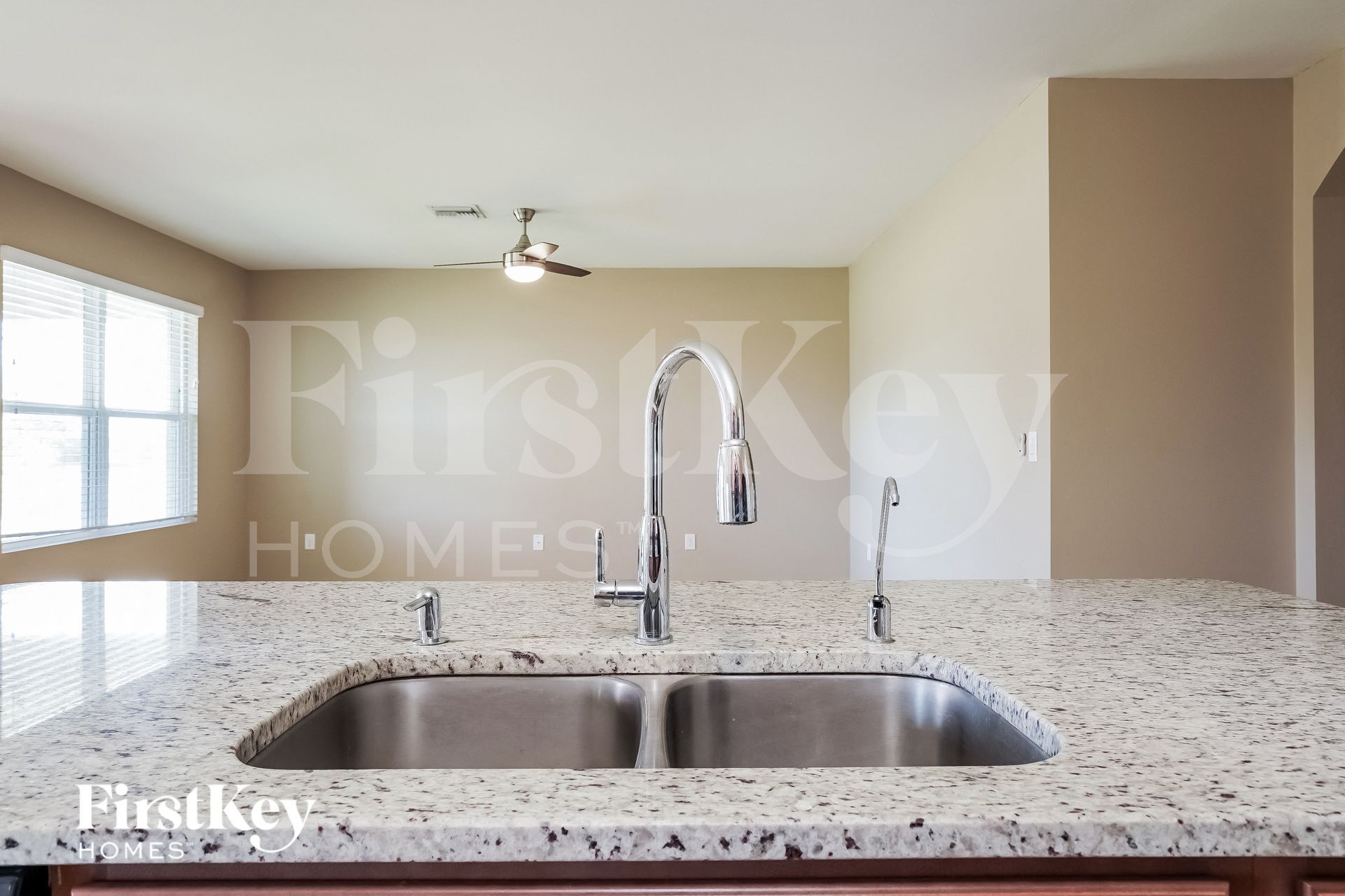 Building Photo - 1110 NW 24th Pl