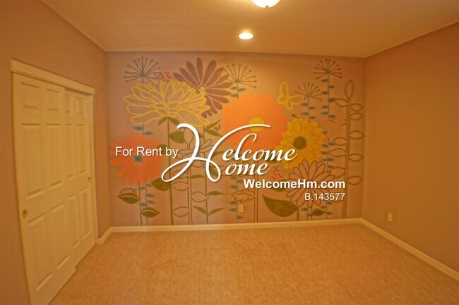 Building Photo - 4742 Village Green Pkwy