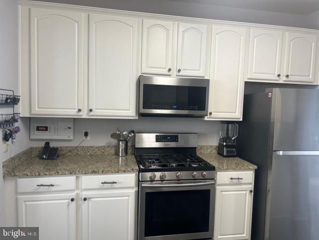 Building Photo - 9521 Woodyard Cir