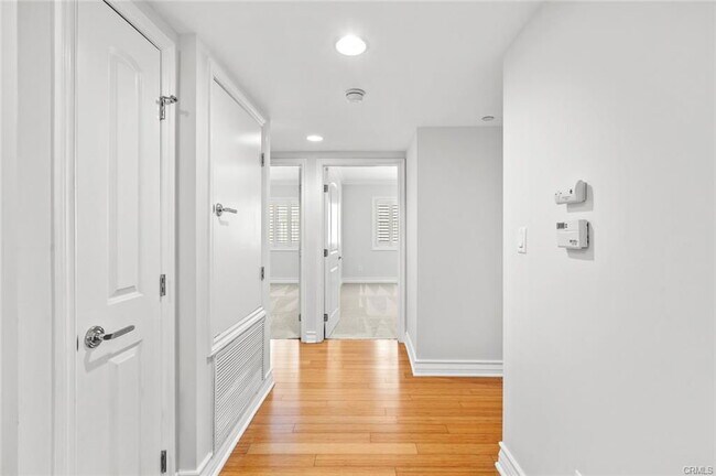 Building Photo - 1828 Glendon Ave