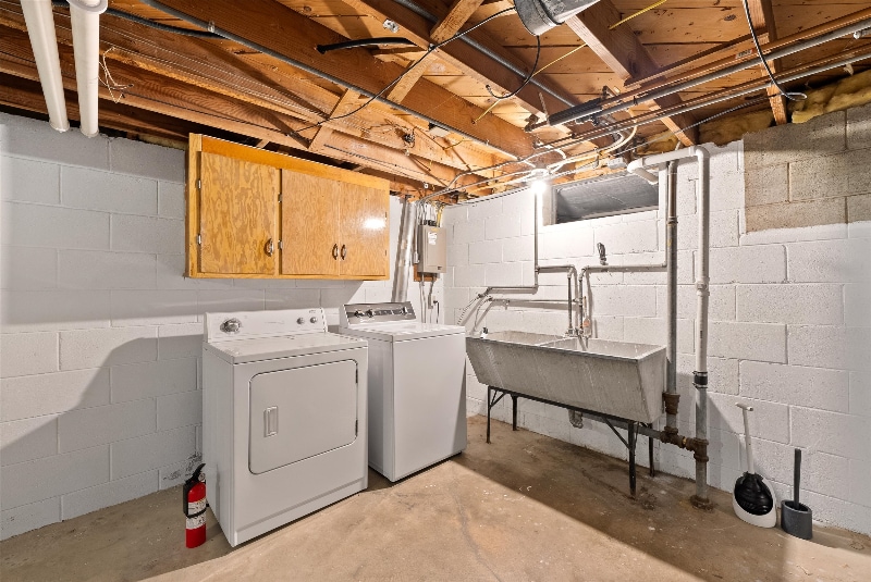 Building Photo - 3035 N 89th St