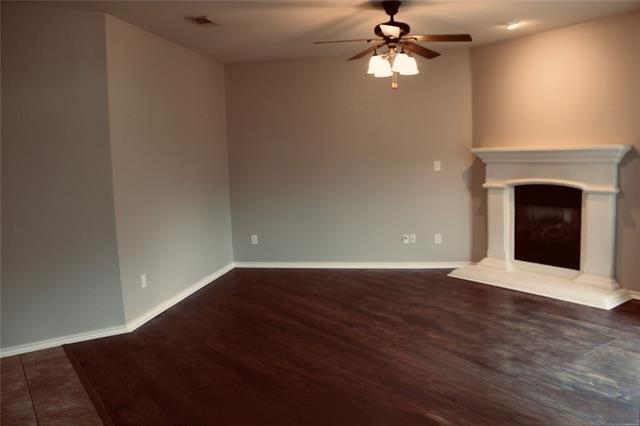 Building Photo - 10240 Los Barros Trail