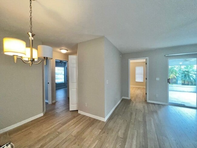 Building Photo - Welcome Home! Updated flooring & fresh interior paint! Move in OCTOBER! Beautiful 3X2 with attach...