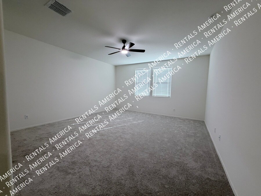 Building Photo - 17175 W Blue Sky Dr