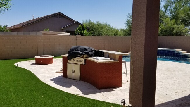 Building Photo - Perfect Entertainer's Dream Home in Anthem