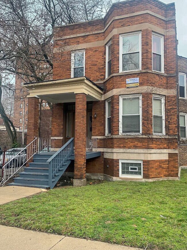 Building Photo - 7321 S Coles Ave