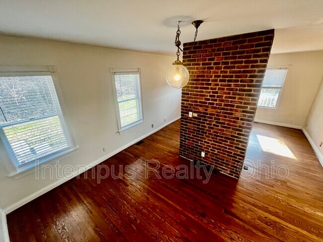 Building Photo - 3724 Stevens Pl