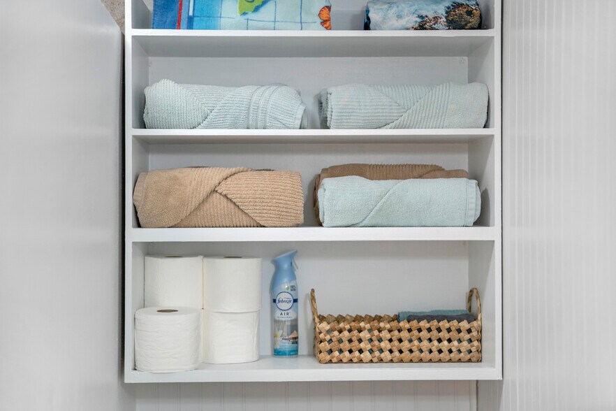 Building Photo - 516A N Kainalu Dr