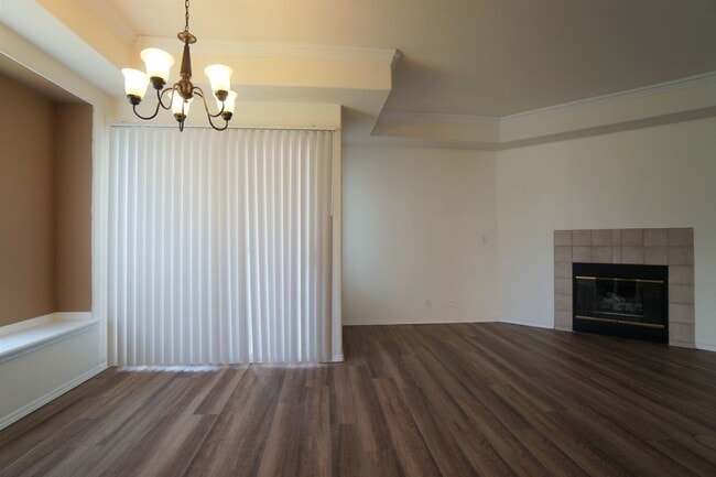 Building Photo - 3770 Strawberry Field Grove