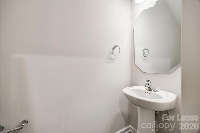 Building Photo - 1351 Southern Sugar Dr