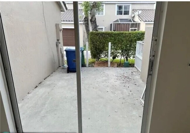 Building Photo - 10535 NW 57th St