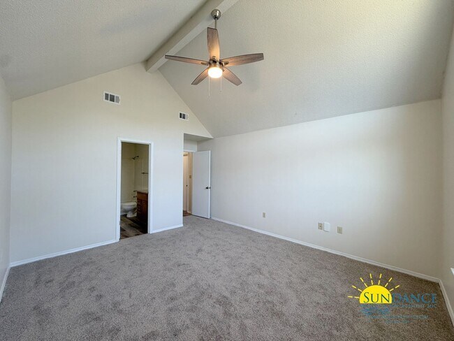 Building Photo - Nice 3 Bedroom Home Close to Eglin and Hurlburt Field AFB!