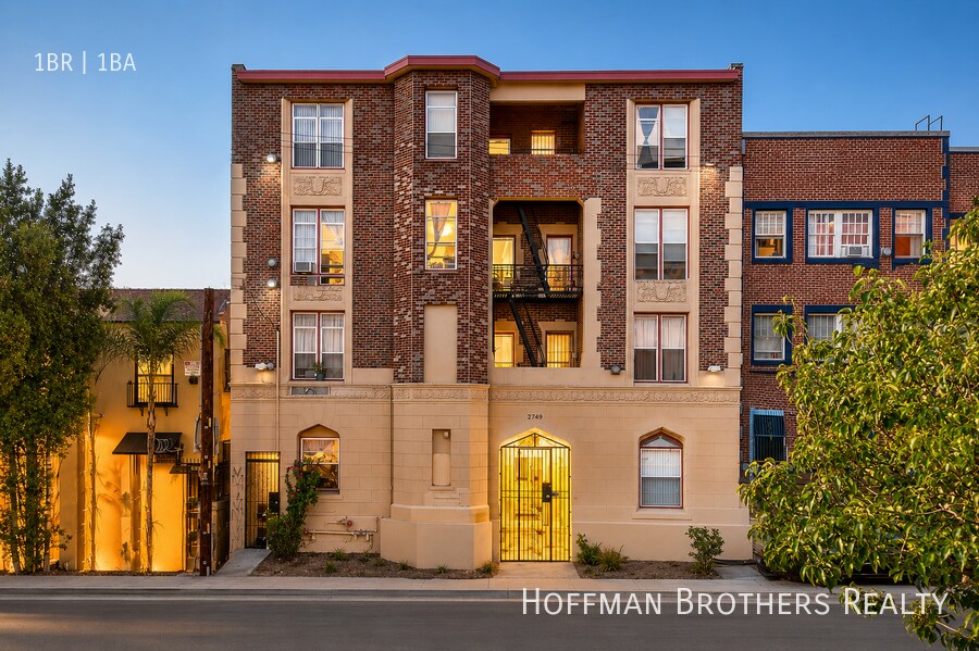 Building Photo - 2743 San Marino St