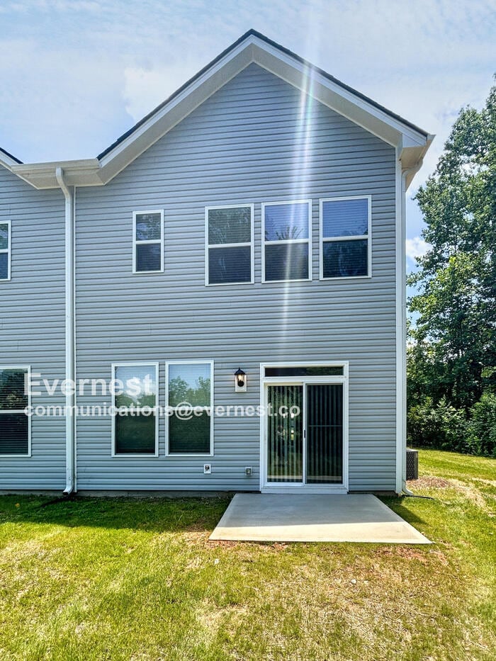 Building Photo - 630 Austin Dr