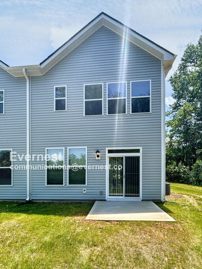 Building Photo - 630 Austin Dr