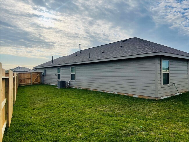 Building Photo - 19507 Oliveto Ct.