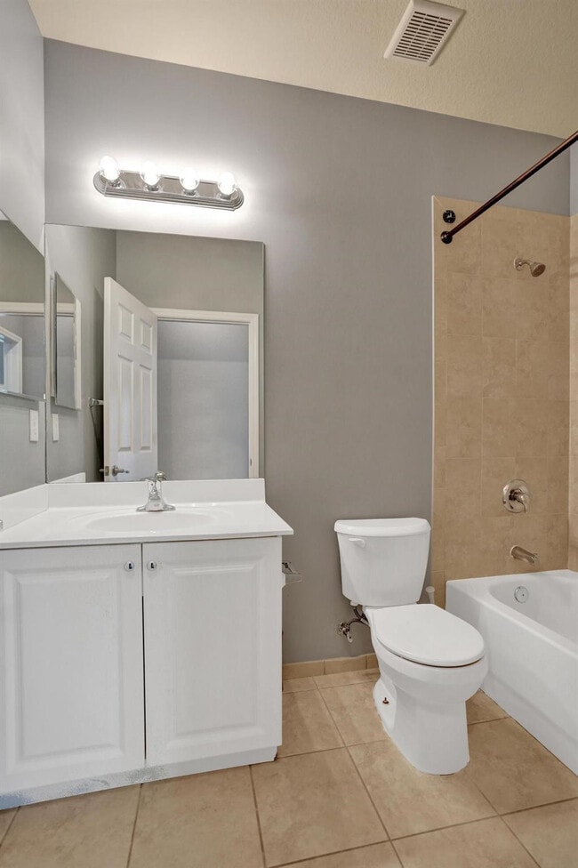 Building Photo - 6105 Grand Cypress Cir W