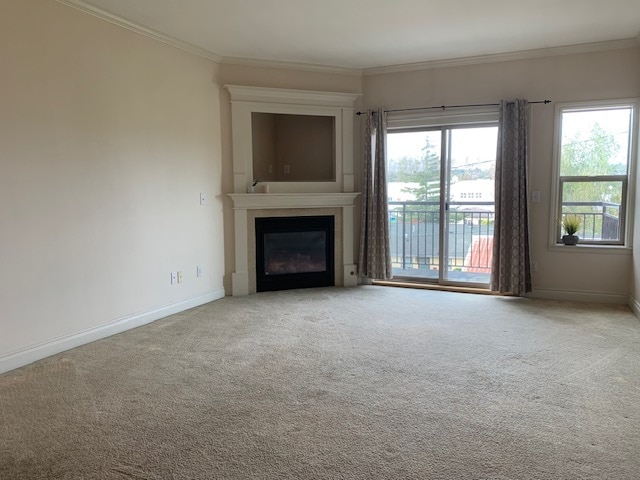 Living room - 1991 Alder St