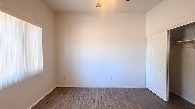 Building Photo - 3657 E Bermuda St