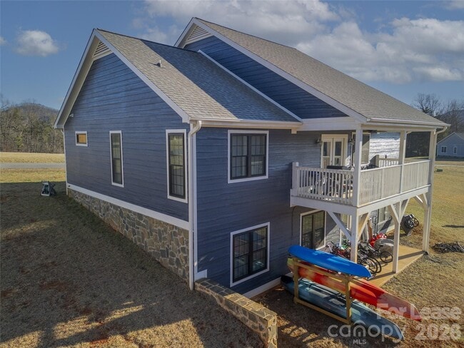 Building Photo - 118 Grace Estates Dr