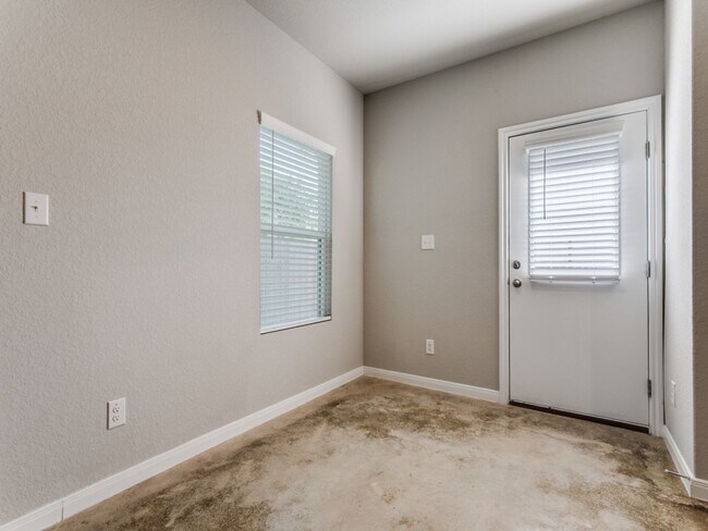 Building Photo - 1 Month Free Rent! New Construction Duplex!