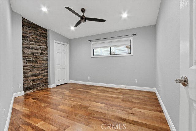 Building Photo - 447 Avenue E