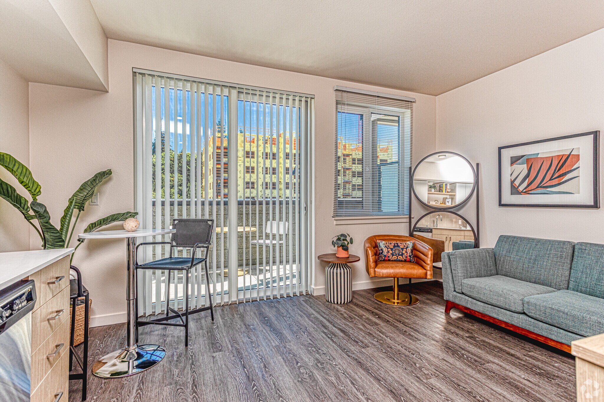 Studio - 508SF - Terrace Station