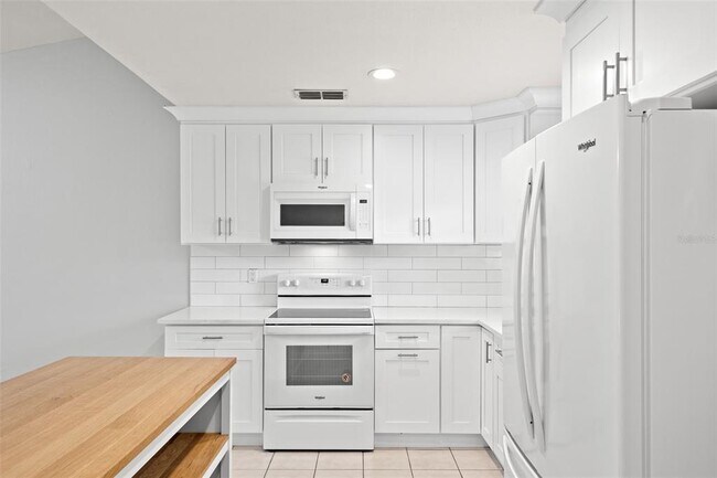 Building Photo - 4471 W Humphrey St