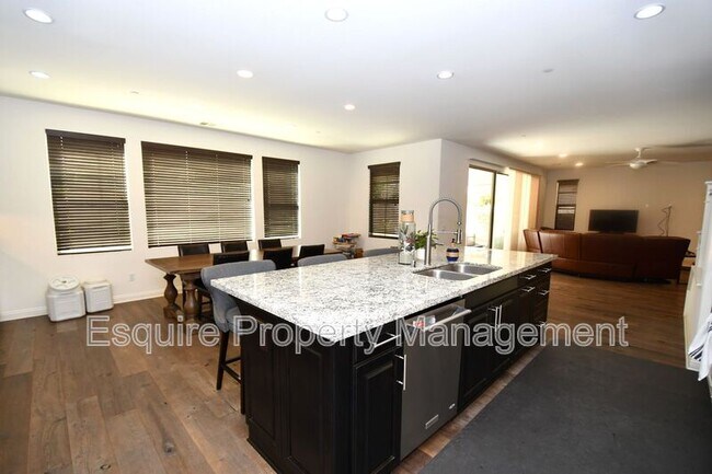 Building Photo - 505 Elm Cottage Ct