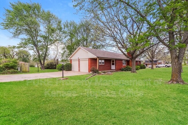 Building Photo - 3445 SE 45th St