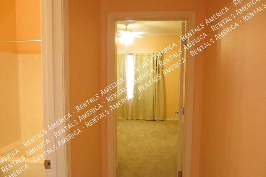 Building Photo - 16245 N 30th Pl