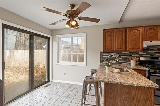 Building Photo - 43 Buffard Dr