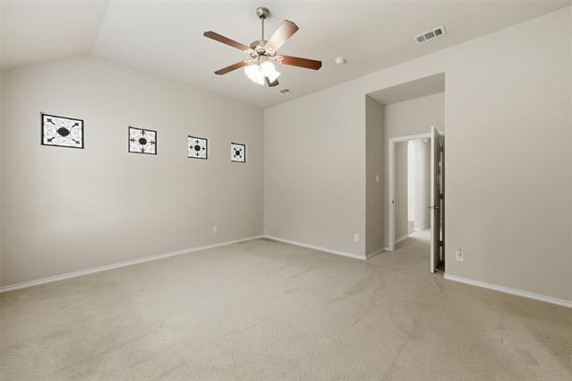 Building Photo - 9028 Manana St