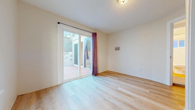 Building Photo - Exceptional Brisbane Home Offering Space, Style & Sunsets