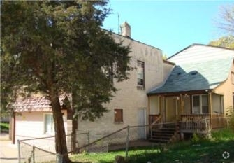 Building Photo - 2503 Irving Ave N