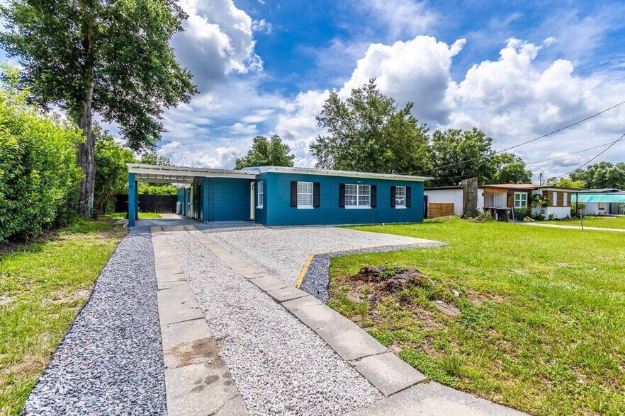 Building Photo - 5343 Hermosa St