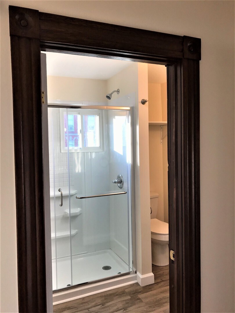 Building Photo - 1110 19th St