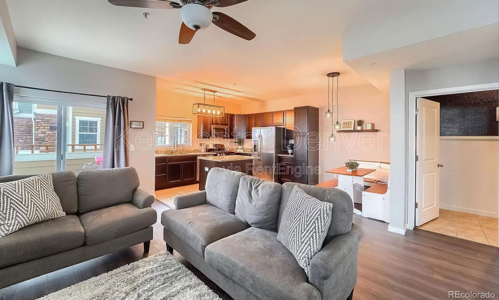 Building Photo - 12872 Jasmine St