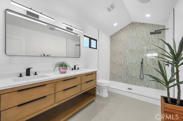 Building Photo - 3940 Cll San Antonio