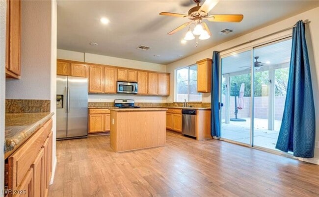 Building Photo - 6044 Fair Valley St