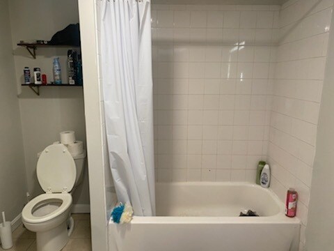 Building Photo - 247 Bennington St