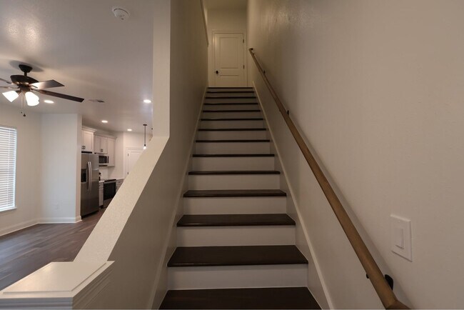 Building Photo - Brand New Townhome for Lease