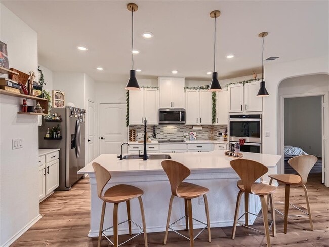 Building Photo - 6521 Carriage Pines Dr