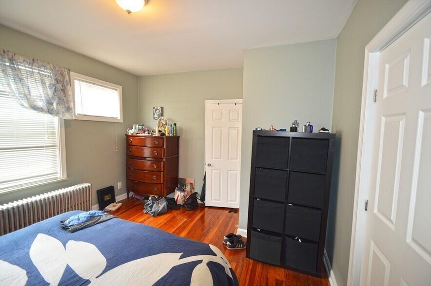 Building Photo - 78 Parsons St