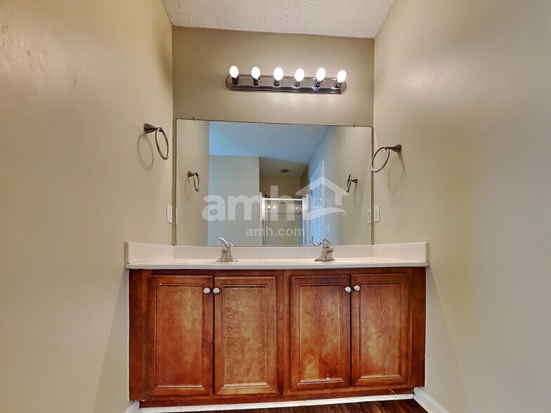 Building Photo - 111 Kilpatrick Ct