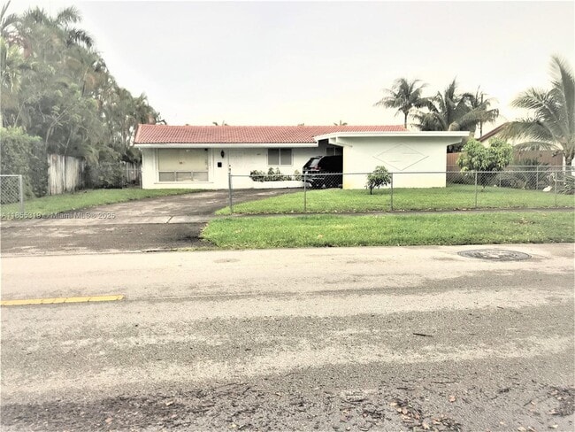 Building Photo - 1807 N 40th Ave