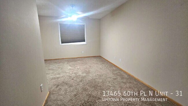 Building Photo - 13465 60th Pl N