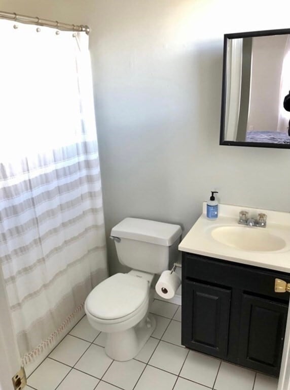 Building Photo - 262 Medford St